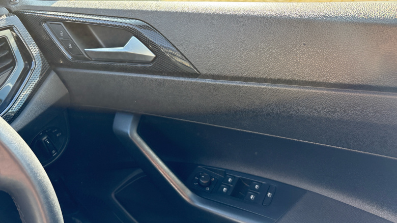 Volkswagen Polo 1.0 TSI Life 5dr Petrol Hatchback